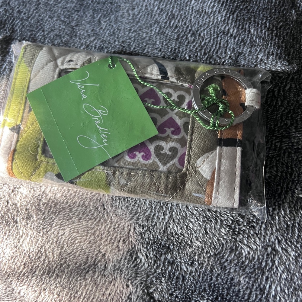 Vera Bradley Multicolor Quilted Wallet NWT